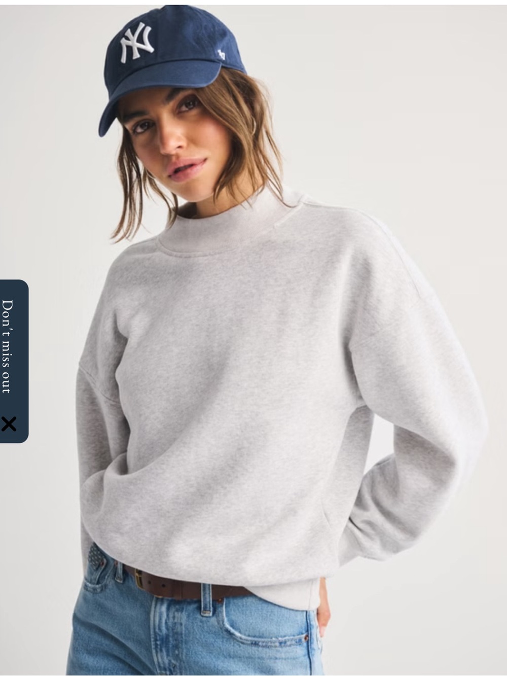 Abercrombie & Fitch Sunday Mockneck Crew